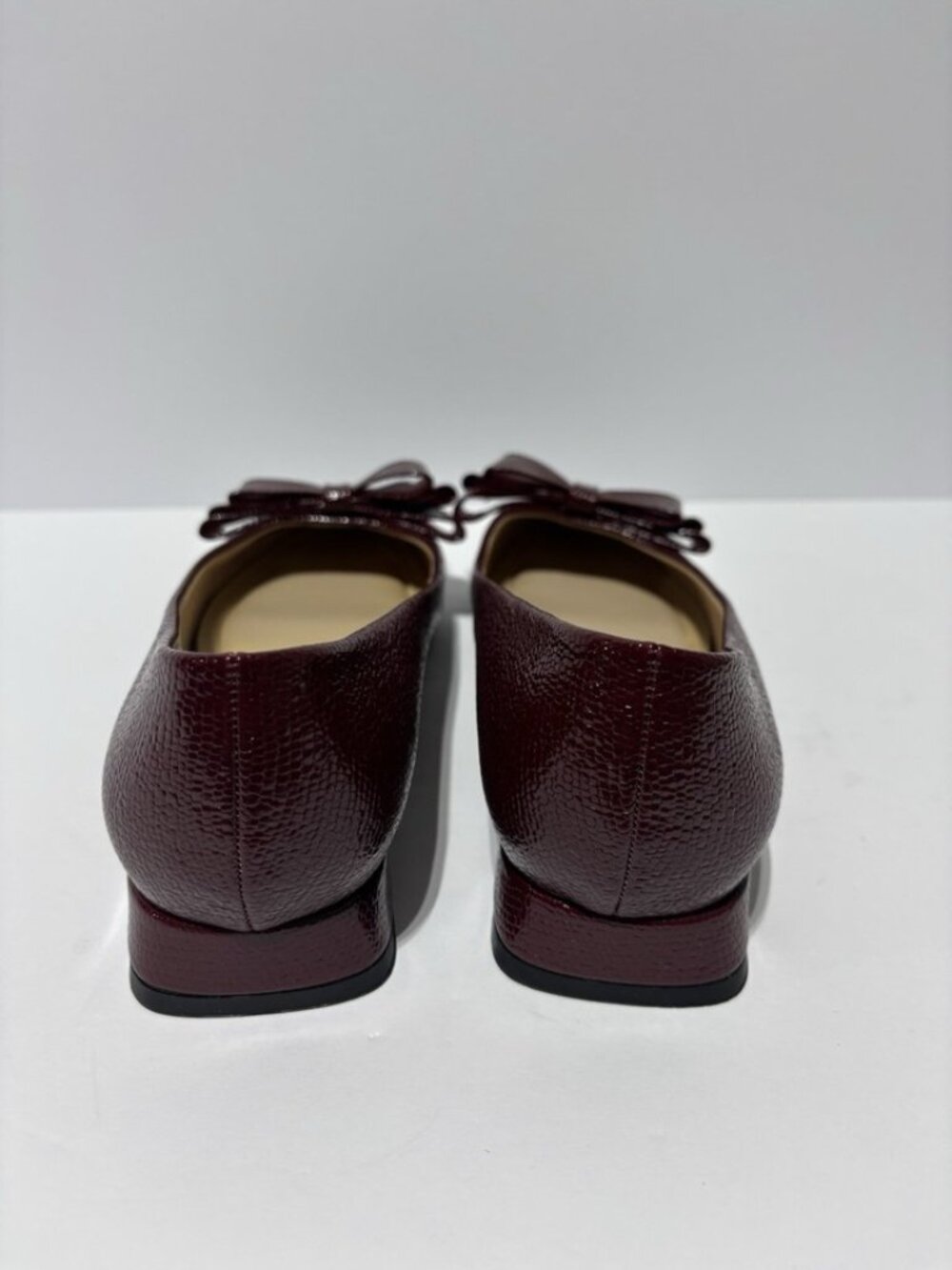 Journee Collection Women’s Ophelia Oxblood Slip-On Flats, Size 8 M - Picture 4 of 5
